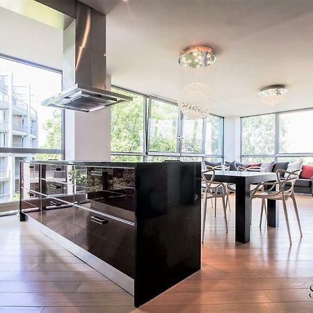 Winwinstay Superior Apartment By River Daugava Riga Dış mekan fotoğraf