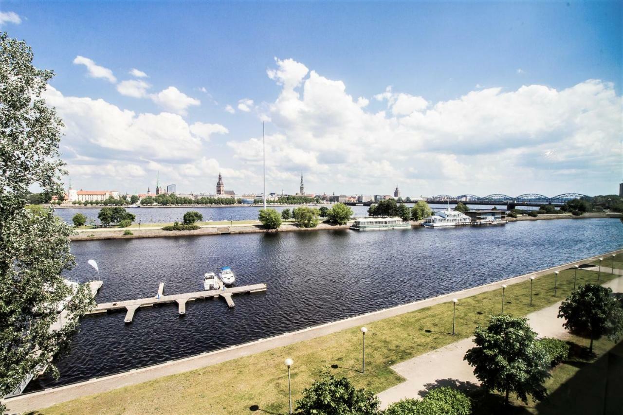 Winwinstay Superior Apartment By River Daugava Riga Dış mekan fotoğraf